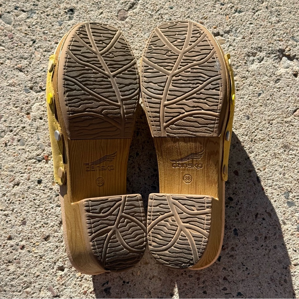 Dansko Giana Yellow Mules Comfortable Leather Sandals Women’s Size 38EU - Picture 5 of 9